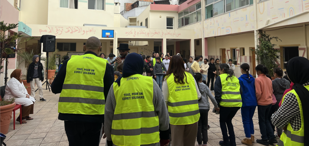 Participation des collaborateurs XPERIS SERVICES à une action sociale au sein d'un orphelinat à Rabat.